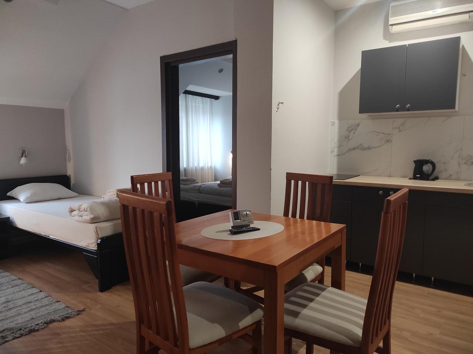 Apartments & Accommodation Stojic Novi Sad Rum bild